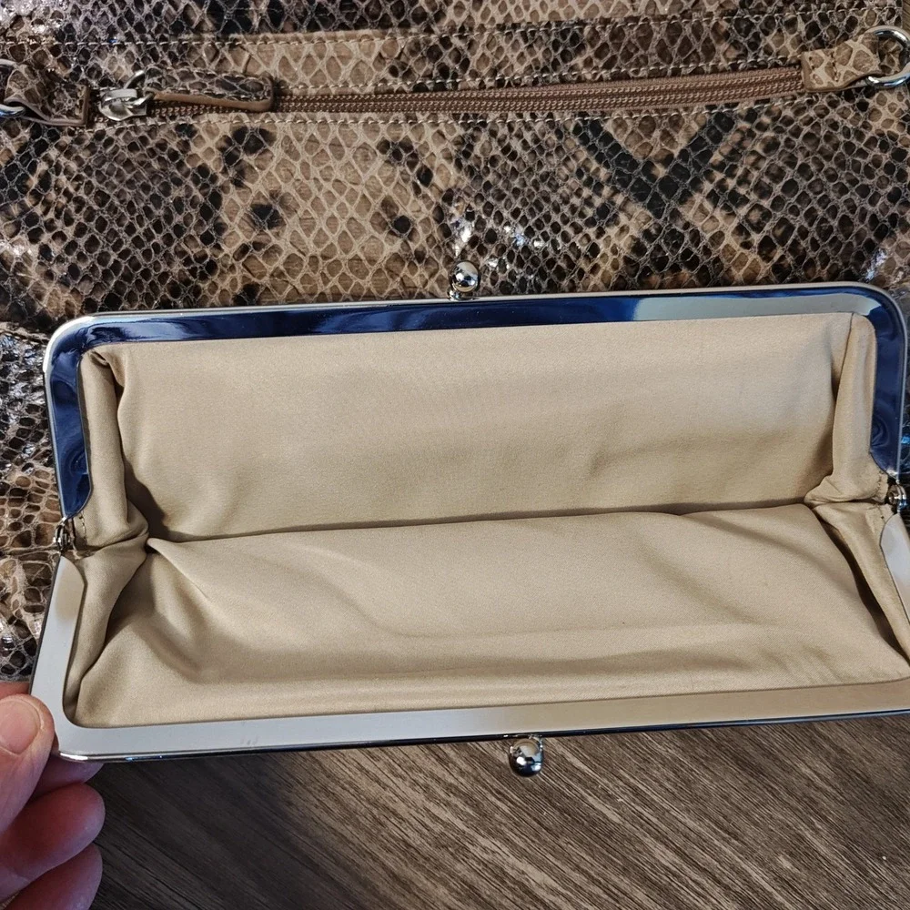Alfani Foldover Clutch Bag Womens Medium Beige Brown Faux Snakeskin Chain Strap